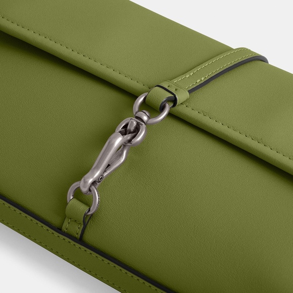 Coach Hamptons Bag Dark lime - Picture 2 of 14